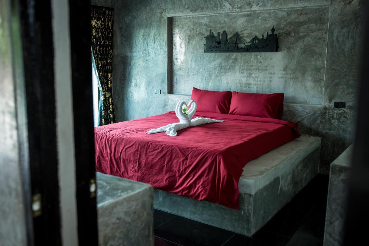 The Loft House Sakaeo Hotel Watthana Nakhon Exterior photo