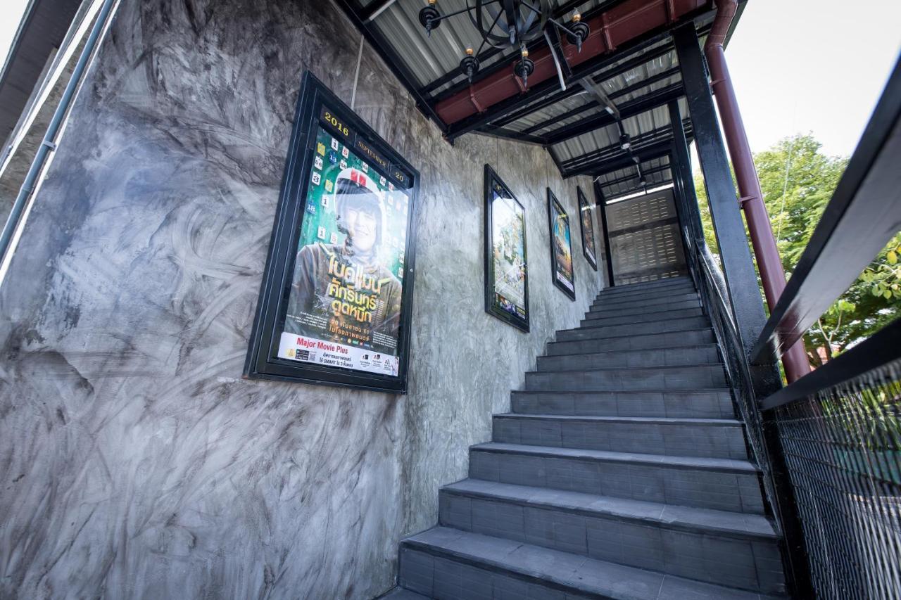 The Loft House Sakaeo Hotel Watthana Nakhon Exterior photo